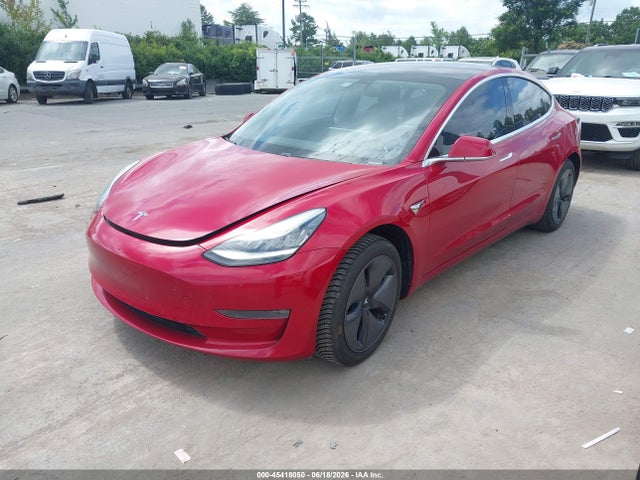 45418050 :رقم المزاد ، 5YJ3E1EA5JF051678 vin ، 2018 Tesla Model 3 Long Range/mid Range مزاد بيع
