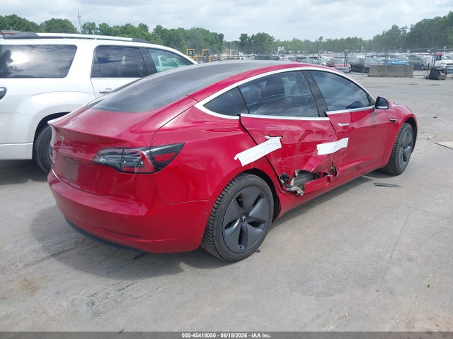 45418050 :رقم المزاد ، 5YJ3E1EA5JF051678 vin ، 2018 Tesla Model 3 Long Range/mid Range مزاد بيع