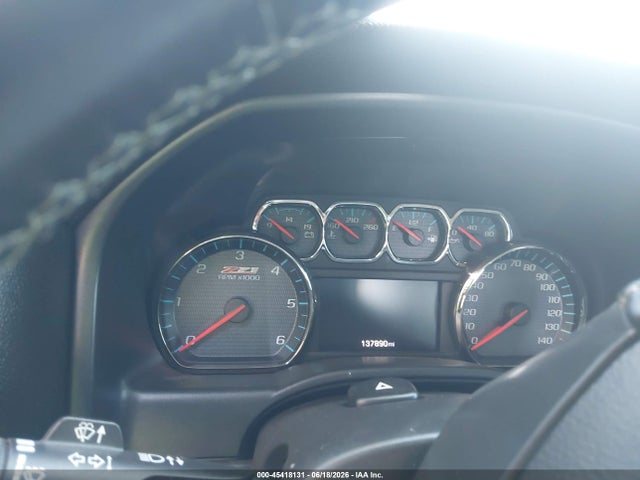 3GCUKREC4JG450721 Chevrolet Silverado 1500 Lt