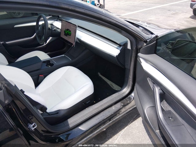 Tesla Model 3 Rear-wheel Drive 2023 5YJ3E1EA3PF696564 Image 5