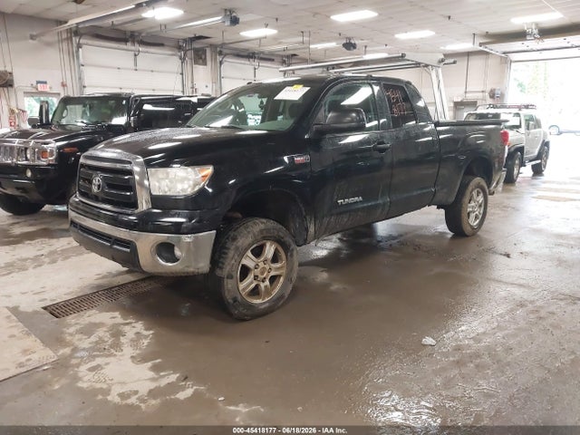 Продажа на аукционе авто 2012 Toyota Tundra Grade 5.7l V8, vin: 5TFUY5F14CX231471, номер лота: 45418177