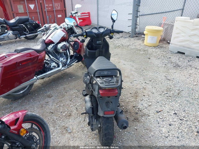 Genuine Scooter Co. Roughhouse 50 2020 RFVPMP200L1018219 Image 6