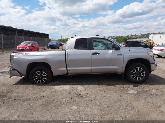 5TFUY5F1XHX603029 Toyota Tundra Sr5 5.7l V8