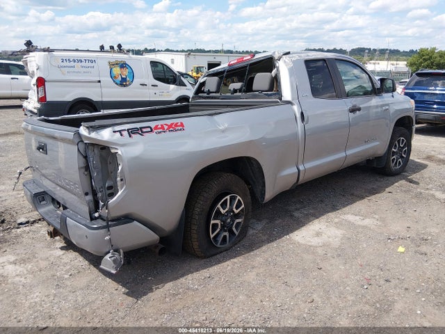 5TFUY5F1XHX603029 Toyota Tundra Sr5 5.7l V8