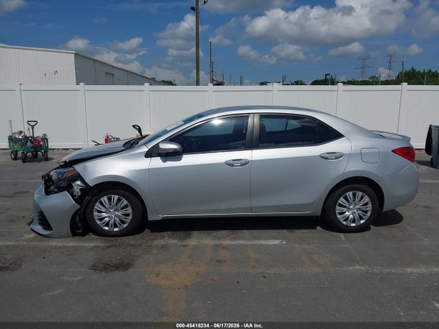 Продаж на аукціоні авто 2018 Toyota Corolla Se, vin: 5YFBURHE9JP812616, номер лоту: 45418234