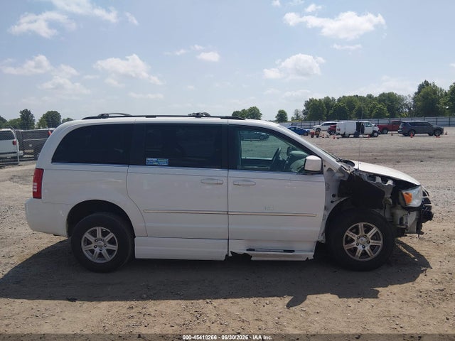 Aukcja sprzedaży 2010 Chrysler Town & Country Touring, vin: 2A4RR5D17AR305560, numer aukcji: 45418266