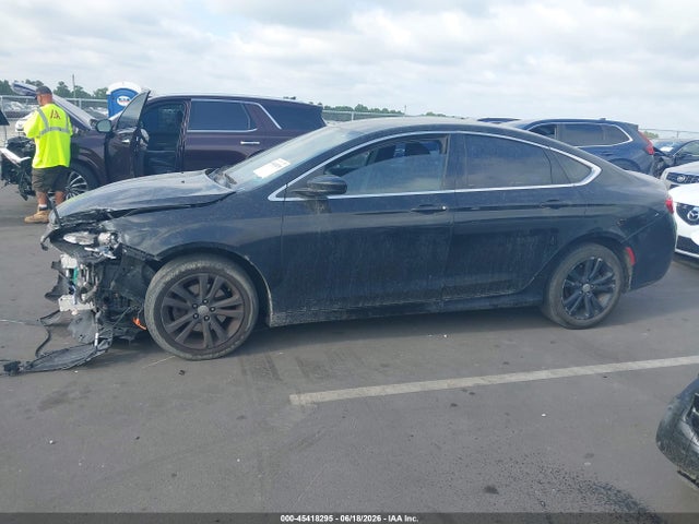 Продажа на аукционе авто 2015 Chrysler 200 Limited, vin: 1C3CCCAB6FN637545, номер лота: 45418295