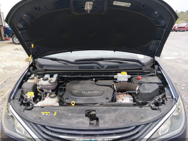 Aukcja sprzedaży 2018 Chrysler Pacifica Hybrid Touring Plus, vin: 2C4RC1H71JR332980, numer aukcji: 45418306