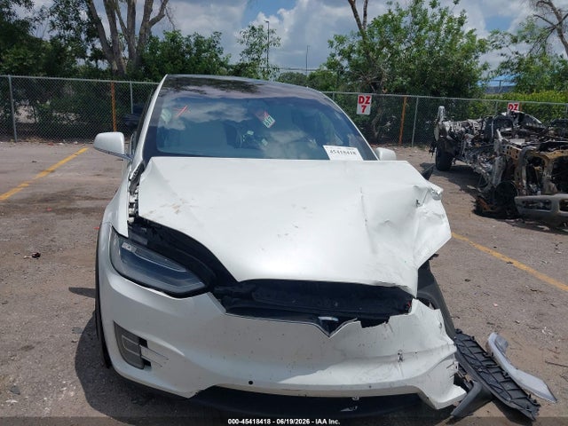 Tesla Model X 100d/75d/90d 2017 5YJXCDE22HF065727 Image 11