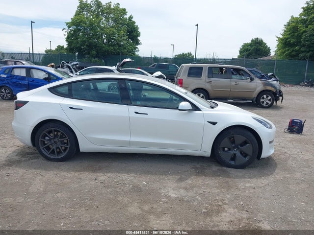 Tesla Model 3 Long Range 2021 5YJ3E1EB7MF054854 Image 14