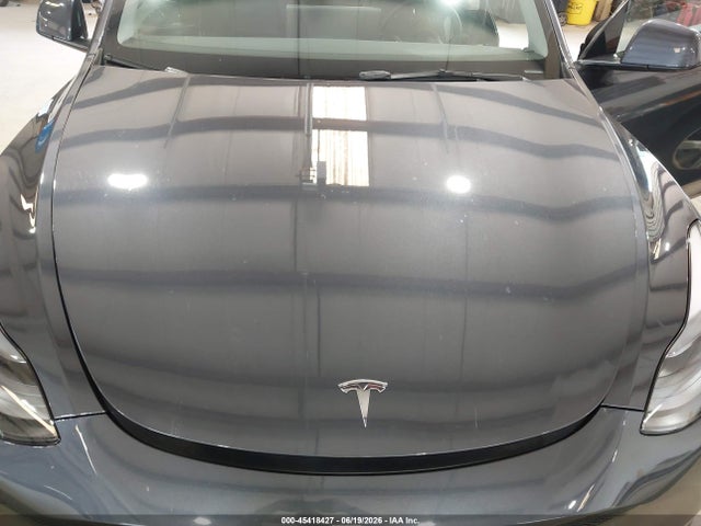 45418427 :رقم المزاد ، 7SAYGDEE6SA358282 vin ، 2025 Tesla Model Y Long Range Dual Motor All-wheel Drive مزاد بيع