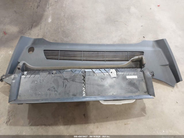 45418427 :رقم المزاد ، 7SAYGDEE6SA358282 vin ، 2025 Tesla Model Y Long Range Dual Motor All-wheel Drive مزاد بيع