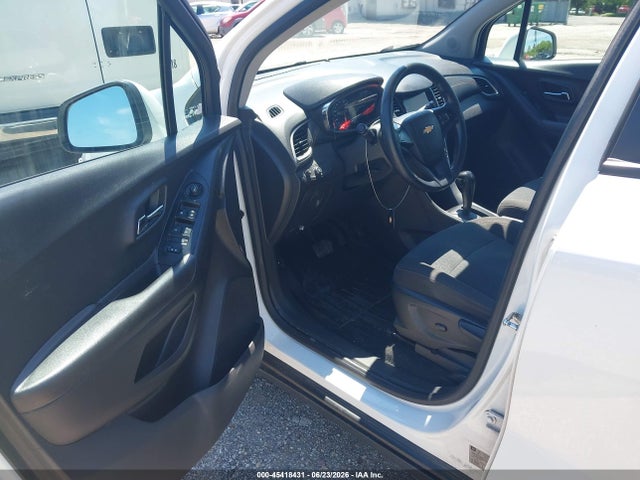 KL7CJKSB4LB063676 Chevrolet Trax Fwd Ls