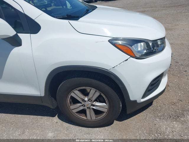 KL7CJKSB4LB063676 Chevrolet Trax Fwd Ls
