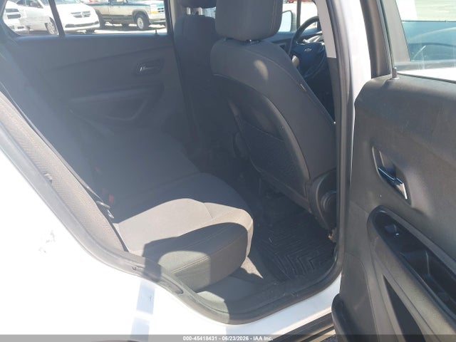 KL7CJKSB4LB063676 Chevrolet Trax Fwd Ls