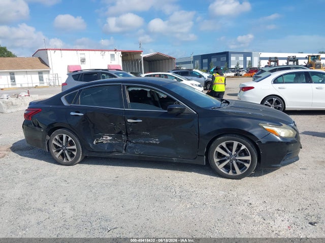 Auction sale of the 2018 Nissan Altima 2.5 Sr, vin: 1N4AL3AP5JC475447, lot number: 45418432