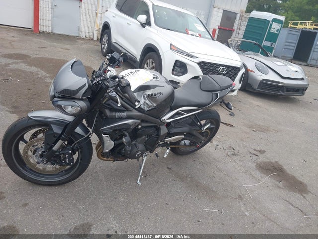 Aukcja sprzedaży 2022 Triumph Motorcycle Street Triple R (lrh), vin: SMTA544D4NTAY3453, numer aukcji: 45418487