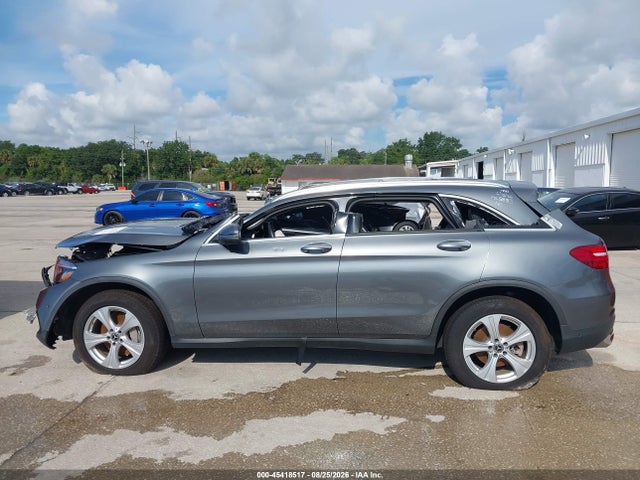 2018 Mercedes-benz Glc 300 მანქანა იყიდება აუქციონზე, vin: WDC0G4JB0JV080689, აუქციონის ნომერი: 45418517