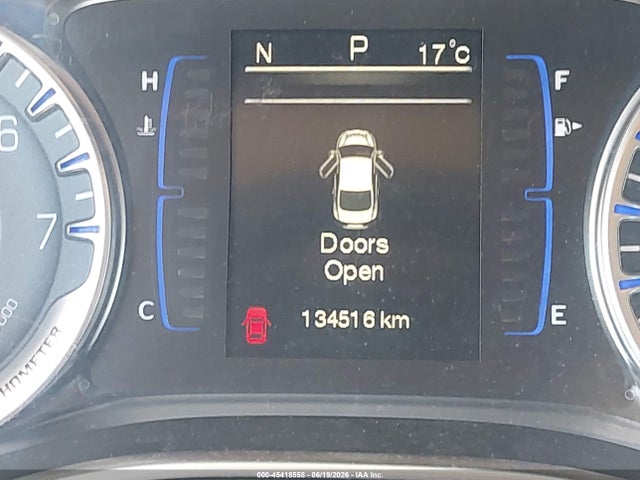 45418558 :رقم المزاد ، 1C3CCCAB7FN585908 vin ، 2015 Chrysler 200 Limited مزاد بيع