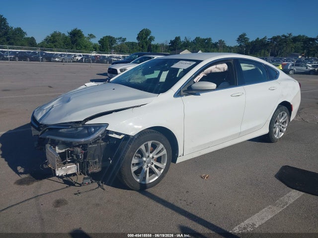 45418558 :رقم المزاد ، 1C3CCCAB7FN585908 vin ، 2015 Chrysler 200 Limited مزاد بيع