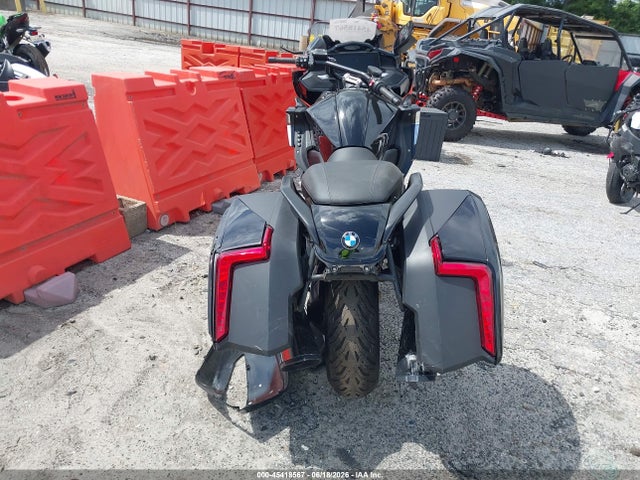 BMW K1600 B 2022 WB10F6308N6F97397 Image 6