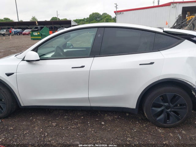 Продаж на аукціоні авто 2024 Tesla Model Y Long Range Dual Motor All-wheel Drive, vin: 7SAYGDEE2RF186989, номер лоту: 45418574