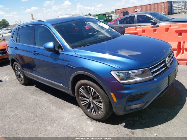 2018 Volkswagen Tiguan 2.0t Se/2.0t Sel მანქანა იყიდება აუქციონზე, vin: 3VV2B7AX7JM057822, აუქციონის ნომერი: 45418737