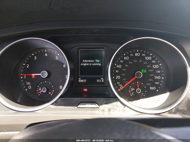 2018 Volkswagen Tiguan 2.0t Se/2.0t Sel მანქანა იყიდება აუქციონზე, vin: 3VV2B7AX7JM057822, აუქციონის ნომერი: 45418737
