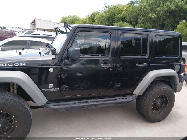 1C4BJWFG3EL158111 Jeep Wrangler Unlimited Rubicon