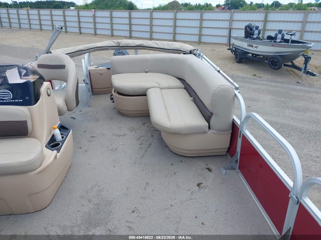 Suntracker 7j513tl15kb002824 2019 BUJ42131L819 Image 5