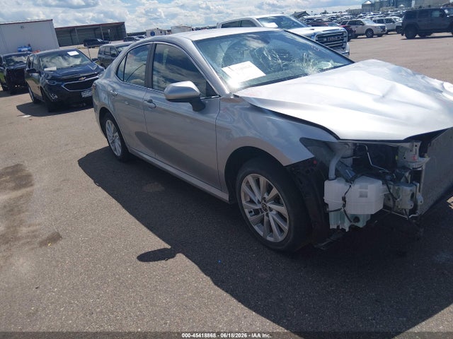 Продаж на аукціоні авто 2023 Toyota Camry Le, vin: 4T1C11AK7PU135944, номер лоту: 45418868