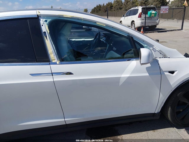 5YJXCBE2XLF282276 Tesla Model X Long Range Dual Motor All-wheel Drive/long Range Plus Dual Motor All-wheel Drive