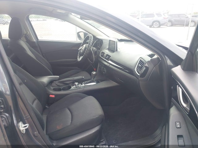 Продажа на аукционе авто 2016 Mazda Mazda3 I Sport, vin: JM1BM1U78G1316115, номер лота: 45418945