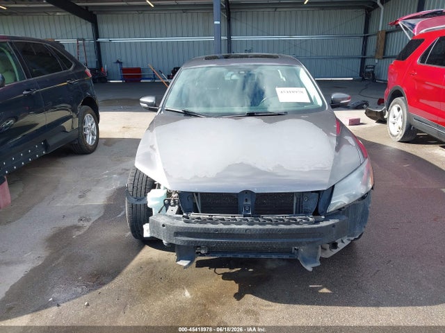 Продажа на аукционе авто 2013 Volkswagen Passat 2.5l Se, vin: 1VWBP7A39DC046384, номер лота: 45418978