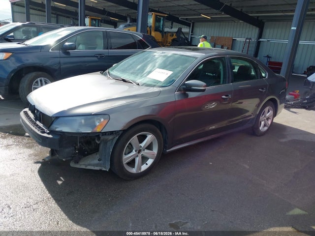 Продажа на аукционе авто 2013 Volkswagen Passat 2.5l Se, vin: 1VWBP7A39DC046384, номер лота: 45418978