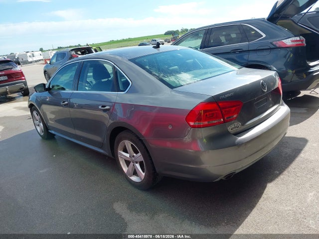 Продажа на аукционе авто 2013 Volkswagen Passat 2.5l Se, vin: 1VWBP7A39DC046384, номер лота: 45418978