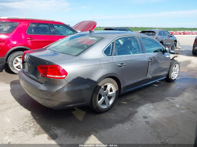 Продажа на аукционе авто 2013 Volkswagen Passat 2.5l Se, vin: 1VWBP7A39DC046384, номер лота: 45418978