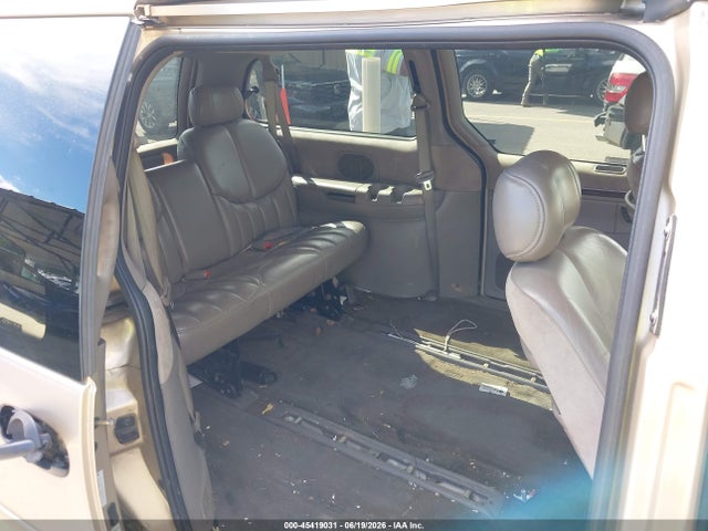 Auction sale of the 1999 Chrysler Town & Country Limited, vin: 1C4GP64L4XB835051, lot number: 45419031
