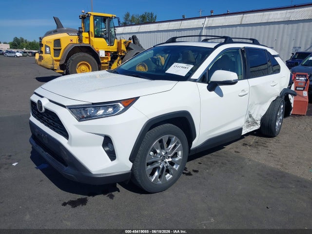 Toyota Rav4 Xle Premium 2020 JTMA1RFV3LD052289 Image 2