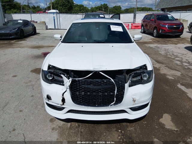 45419114 :رقم المزاد ، 2C3CCABT9LH141879 vin ، 2020 Chrysler 300 300s مزاد بيع
