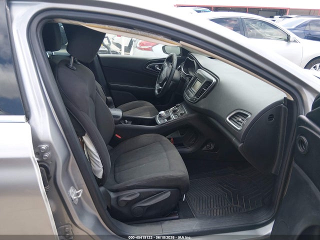 1C3CCCAB7GN136116 Chrysler 200 Limited