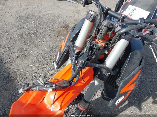 KTM 890 Adventure R 2021 VBKTR6409MM810191 Image 13