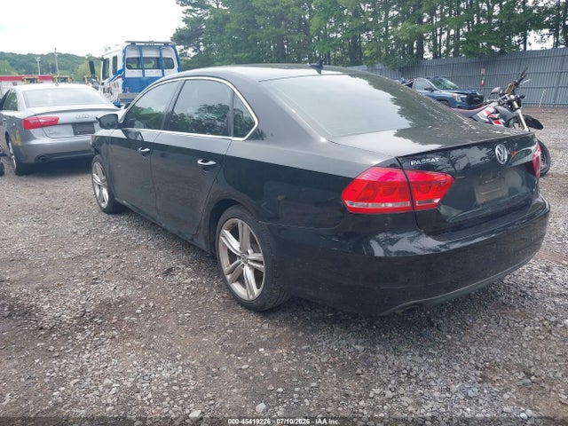 2014 Volkswagen Passat 1.8t Se მანქანა იყიდება აუქციონზე, vin: 1VWBT7A3XEC106296, აუქციონის ნომერი: 45419226