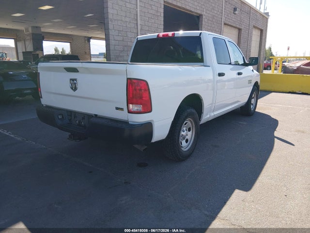 1C6RR6KG7JS303610 RAM 1500 Tradesman 4x2 5&#039;7 Box