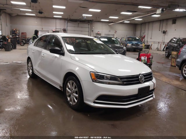 Продажа на аукционе авто 2015 Volkswagen Jetta 2.0l S, vin: 3VW2K7AJ5FM225116, номер лота: 45419357