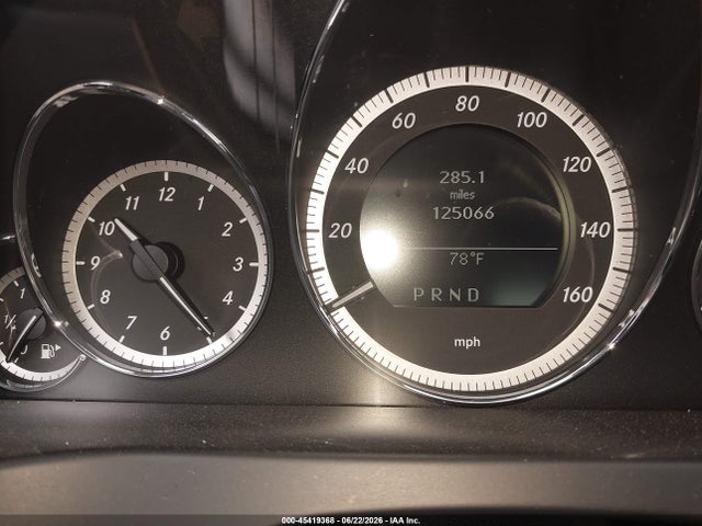2010 Mercedes-benz E 350 მანქანა იყიდება აუქციონზე, vin: WDDKJ5GBXAF059684, აუქციონის ნომერი: 45419368