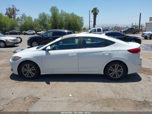 5NPD84LF0JH220521 Hyundai ELANTRA SEL