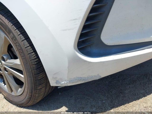 5NPD84LF0JH220521 Hyundai ELANTRA SEL
