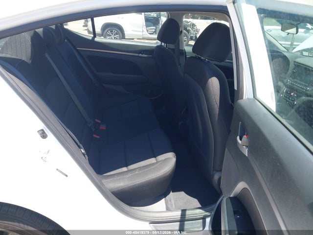 5NPD84LF0JH220521 Hyundai ELANTRA SEL