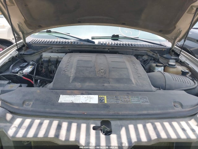 Продажа на аукционе авто 2006 Lincoln Navigator Luxury/ultimate, vin: 5LMFU27526LJ14402, номер лота: 45419451